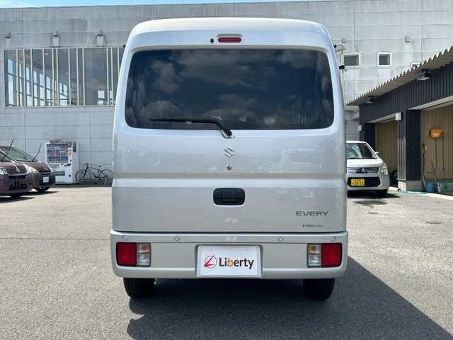 Suzuki Every 9