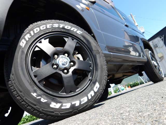 Mitsubishi Pajero Mini 11