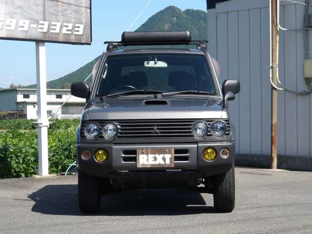 Mitsubishi Pajero Mini 5