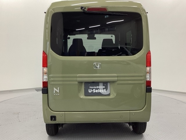 Honda N-VAN 9