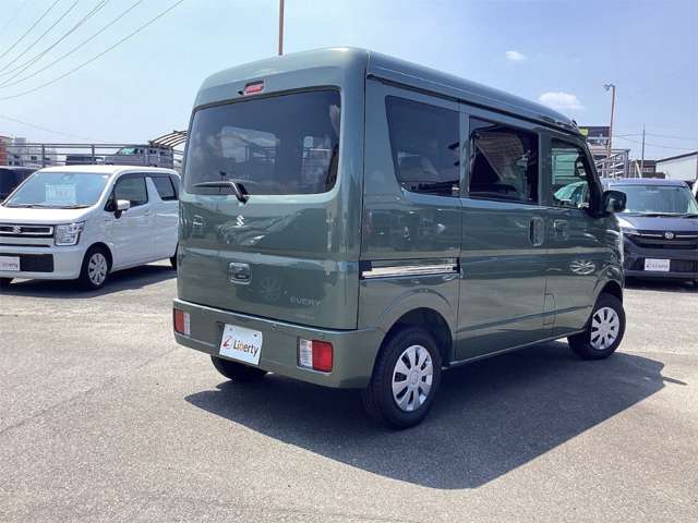 Suzuki Every 7
