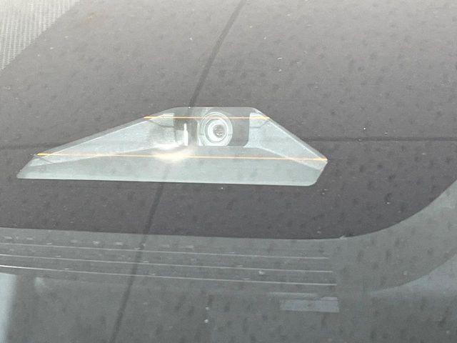 Toyota Noah 7