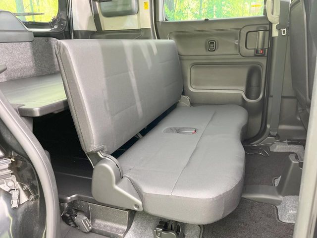 Suzuki Spacia Base 9