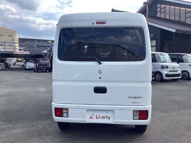 Suzuki Every 12