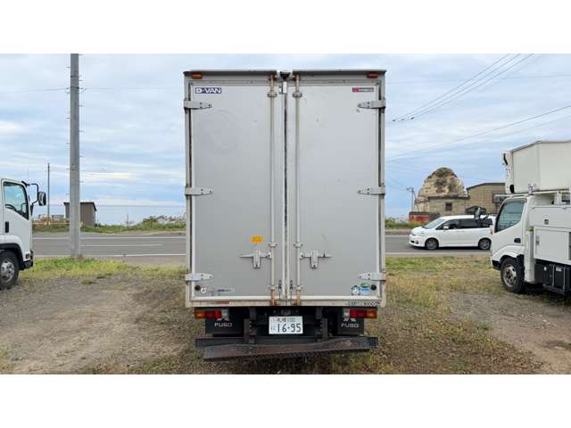 Mitsubishi Fuso Canter 6