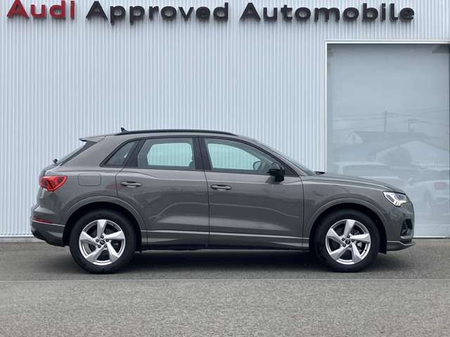 Audi Q3 10