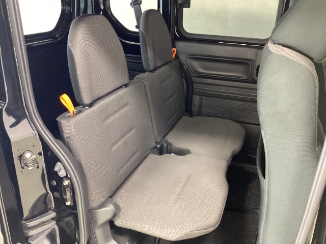 Honda N-VAN 10