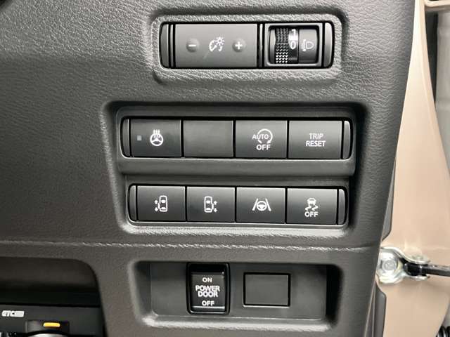 Mitsubishi Delica Mini 4