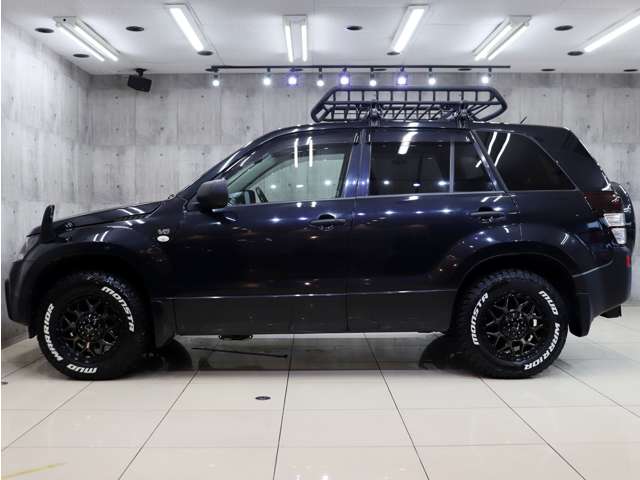 Suzuki Escudo 11