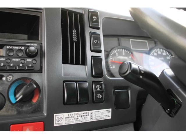 Isuzu Elf 6
