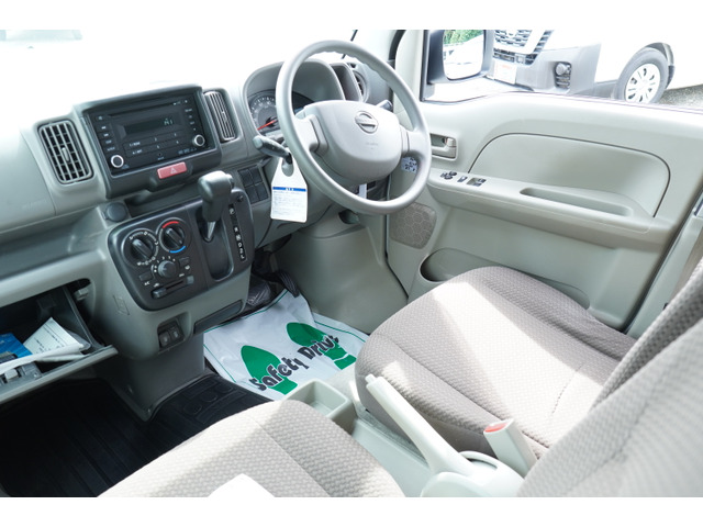 Nissan NV100 Clipper 5