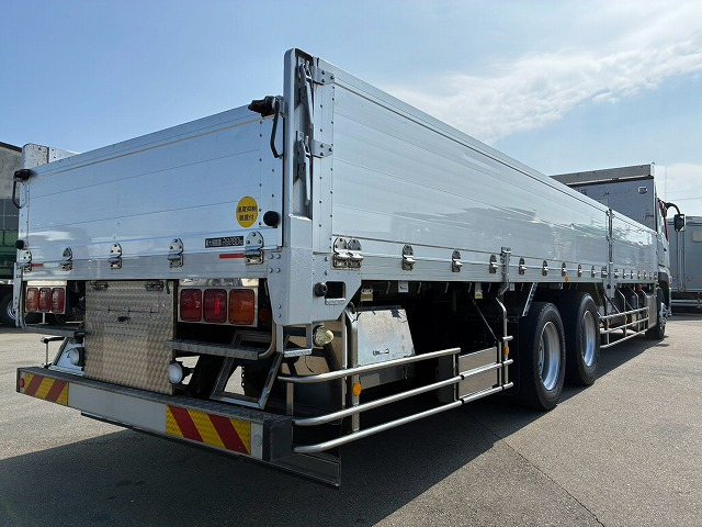 Mitsubishi Fuso Super Great 6