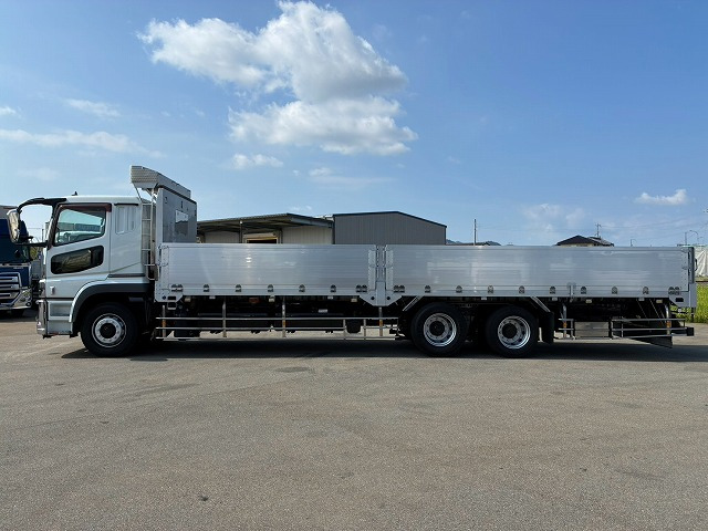 Mitsubishi Fuso Super Great 8