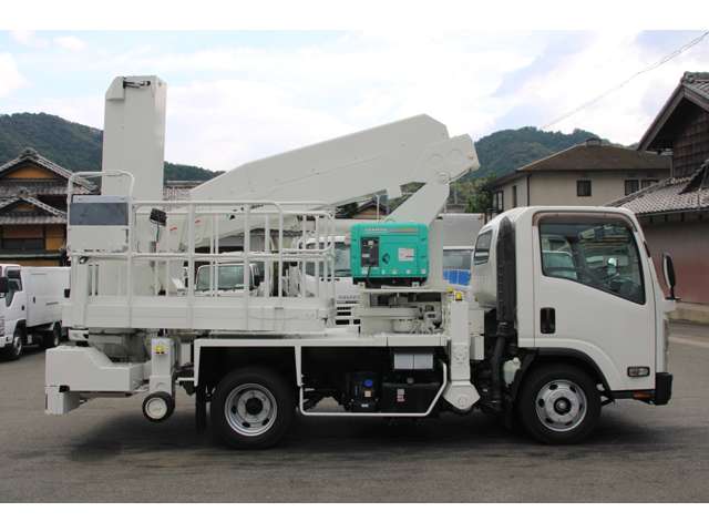 Isuzu Elf 5
