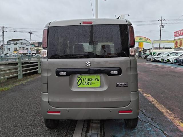 Suzuki Spacia Base 10