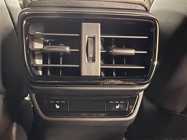 Lexus NX 6