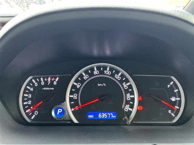 Toyota Voxy 8