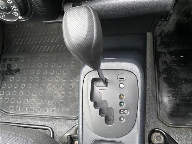 Toyota Probox Van 10