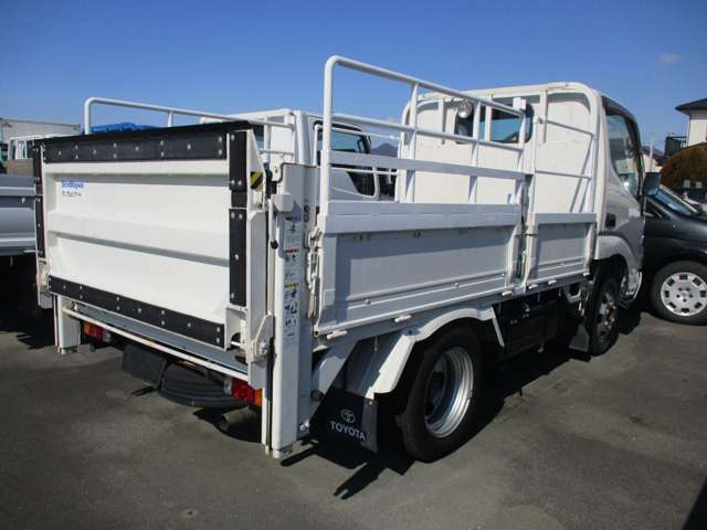 Toyota Toyoace 4