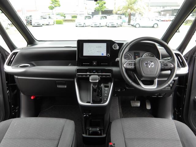 Toyota Voxy 6