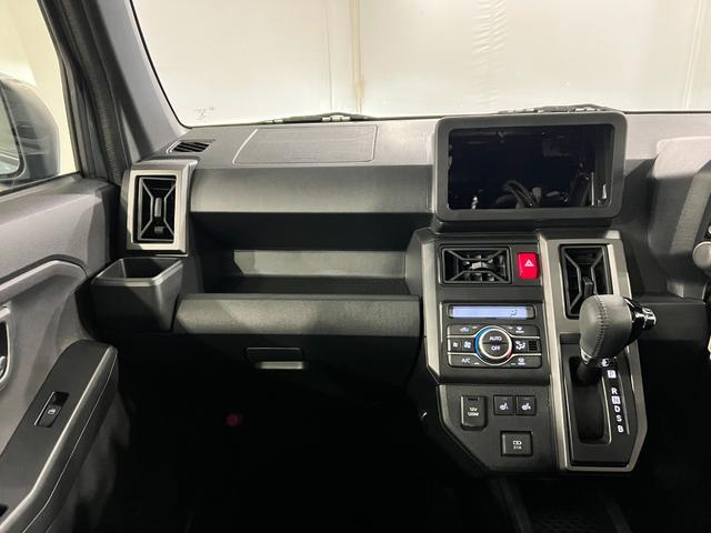 Daihatsu Taft 6