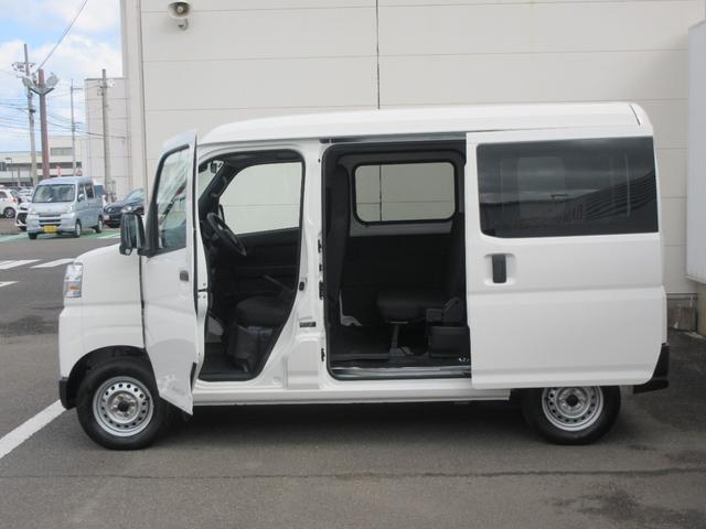 Daihatsu Hijet Cargo 11