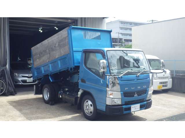 Mitsubishi Fuso Canter 2
