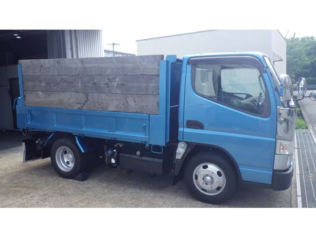 Mitsubishi Fuso Canter 7
