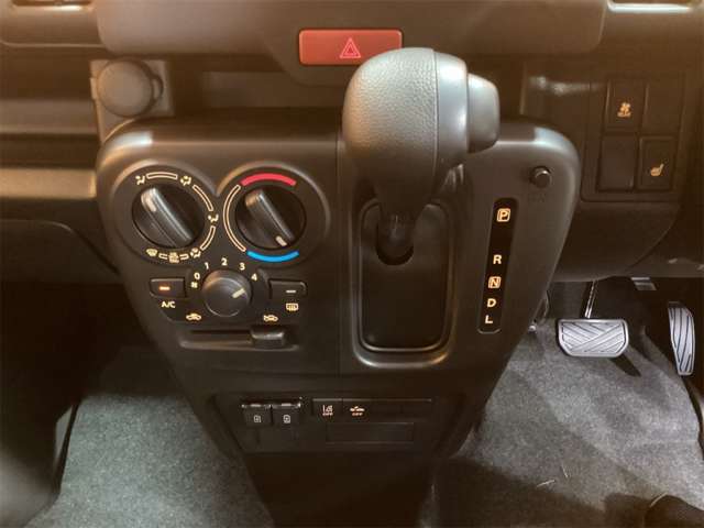 Suzuki Every 4