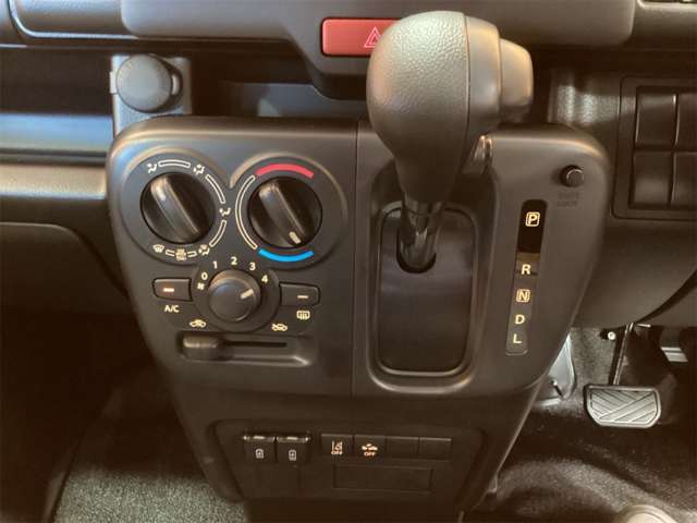 Suzuki Every 4