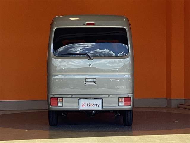 Suzuki Every 11