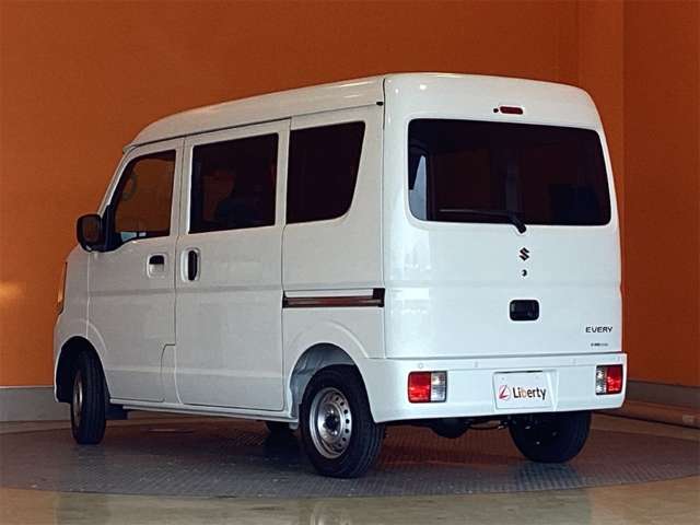 Suzuki Every 12
