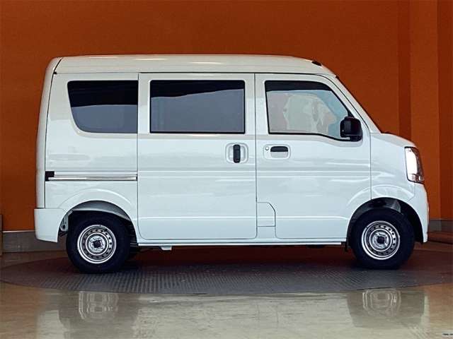 Suzuki Every 9