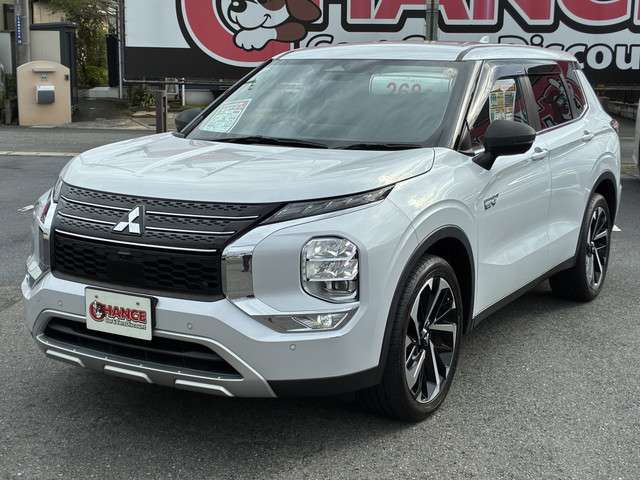 Mitsubishi Outlander PHEV 5