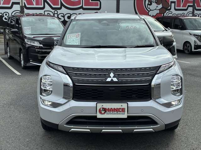 Mitsubishi Outlander PHEV 7