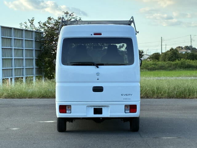 Suzuki Every 7