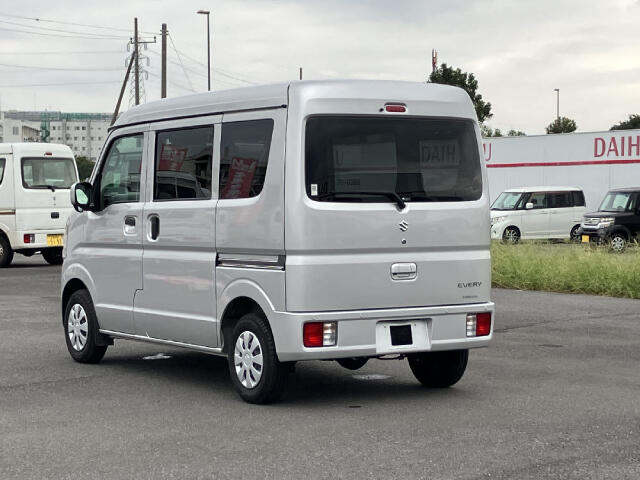 Suzuki Every 6
