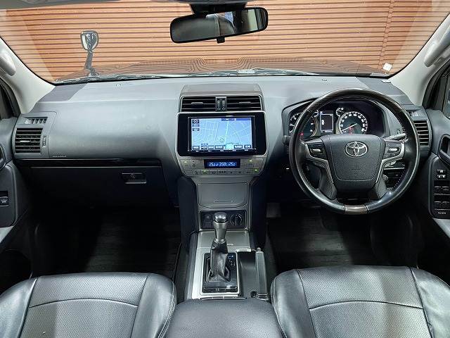Toyota Land Cruiser Prado 2