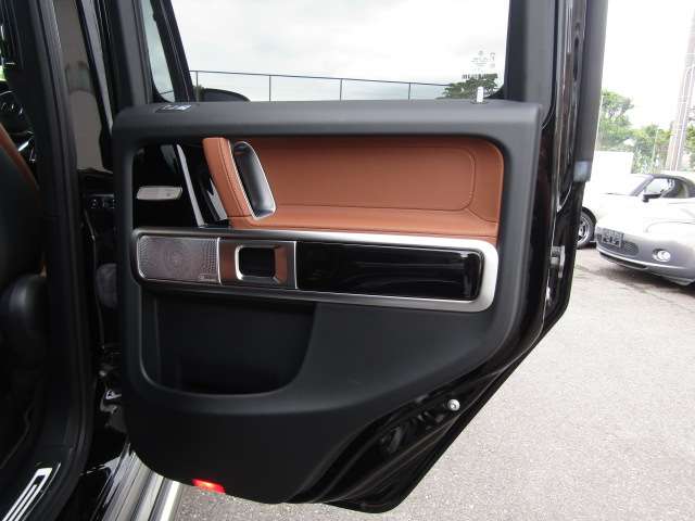 Mercedes-Benz G-Class 5