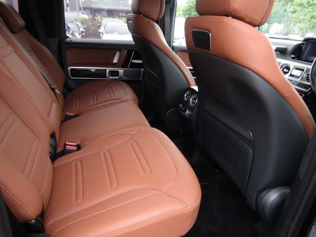 Mercedes-Benz G-Class 6