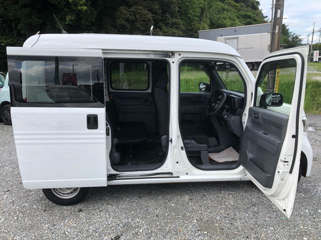 Honda N-VAN 10
