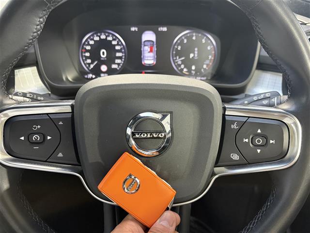 Volvo XC40 9