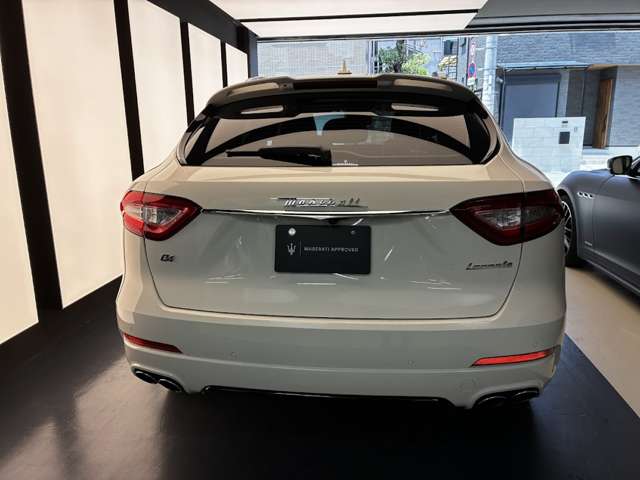 Maserati Levante 7