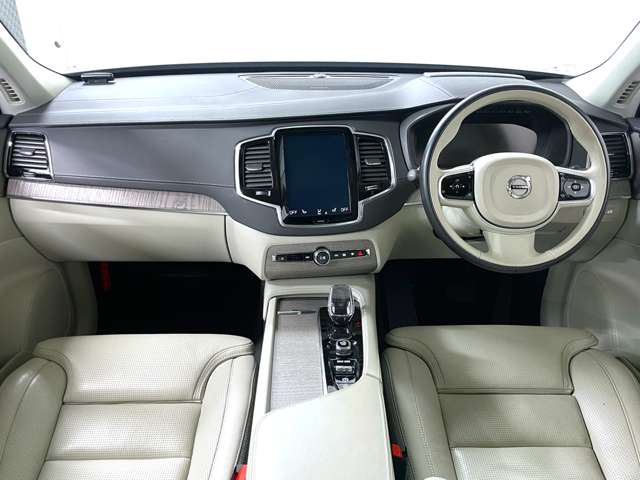Volvo XC90 6