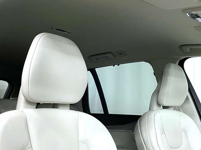 Volvo XC90 9