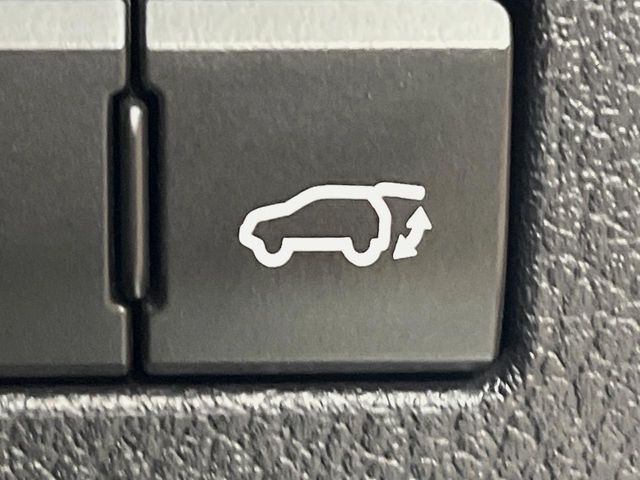 Lexus NX 7