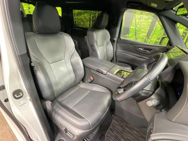 Toyota Alphard 9