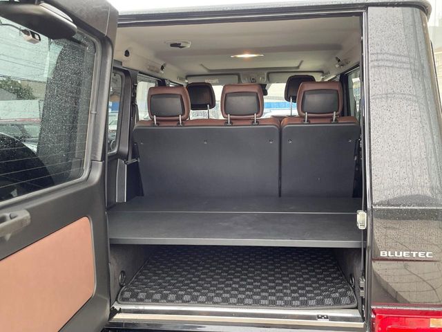 Mercedes-Benz G-Class 11