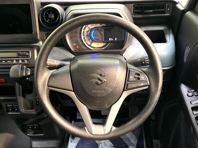 Suzuki Spacia Base 11
