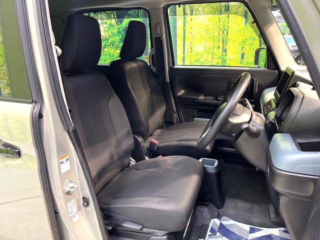 Suzuki Spacia Base 8